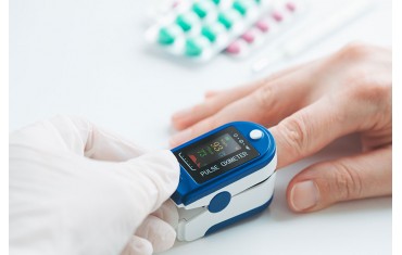 L'oxymètre de pouls pour surveiller la COVID-19